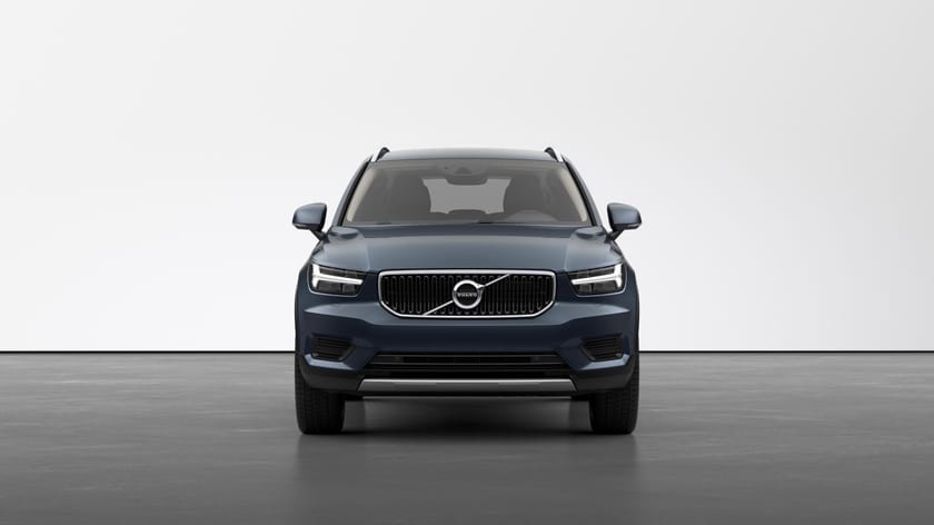 Bild 2 av Volvo XC40 B4 II FWD Bensin MomAdv NaviPro Edt *V-HJUL*