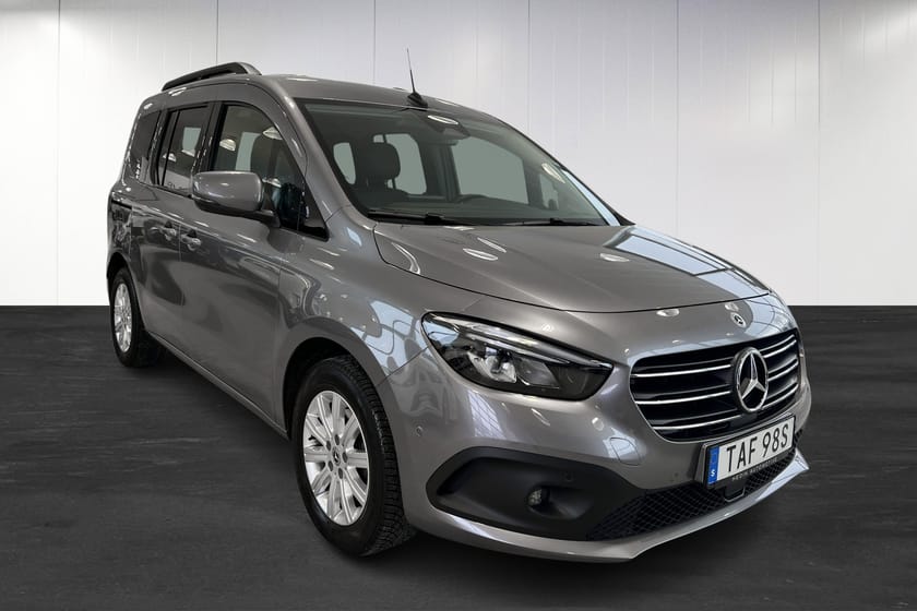 Bild 2 av Mercedes-Benz T 180 d 180D L1 | VÄLUTRUSTAD | DRAG