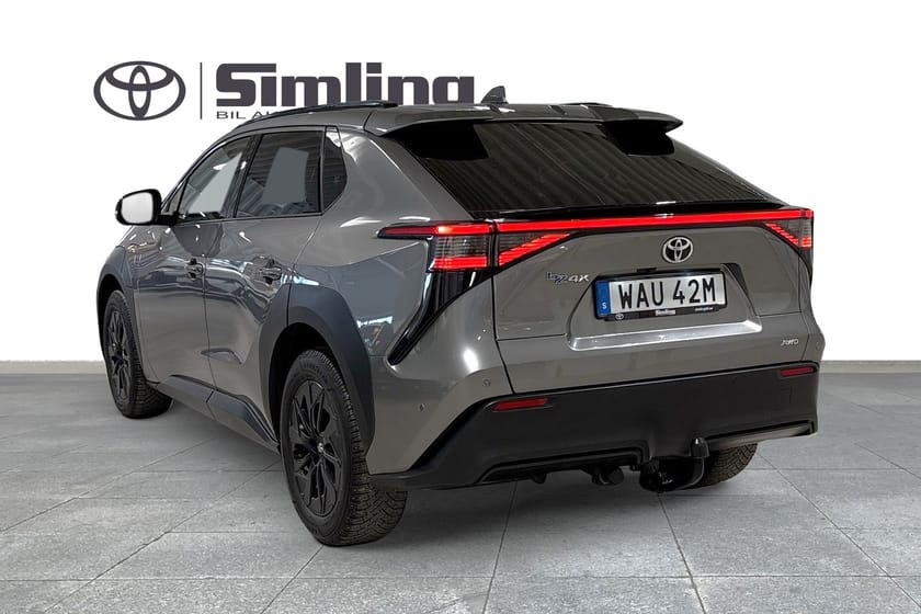 Bild 3 av Toyota bZ4X 71.4 kWh AWD Executive / Vinterhjul / Dragkrok