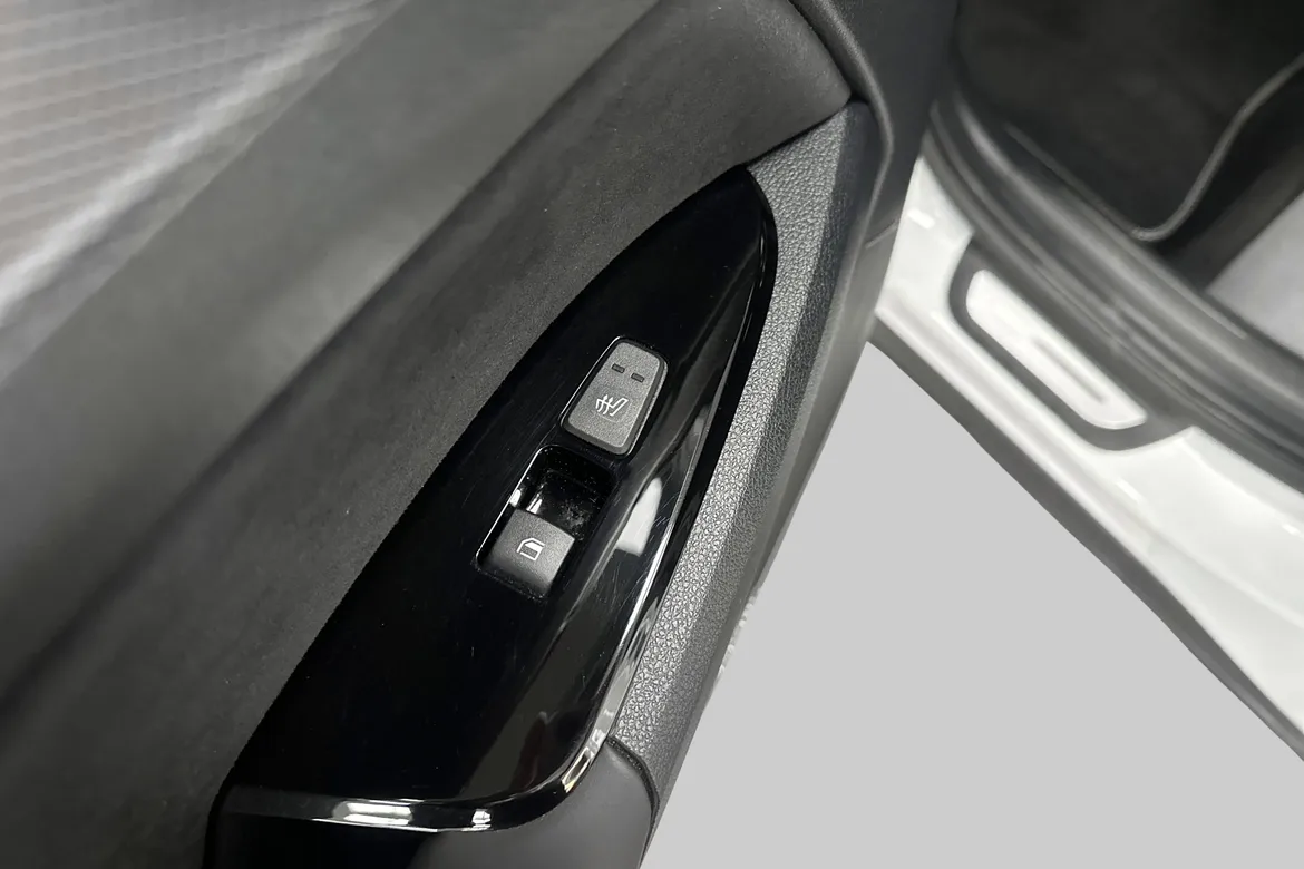 picture of a car