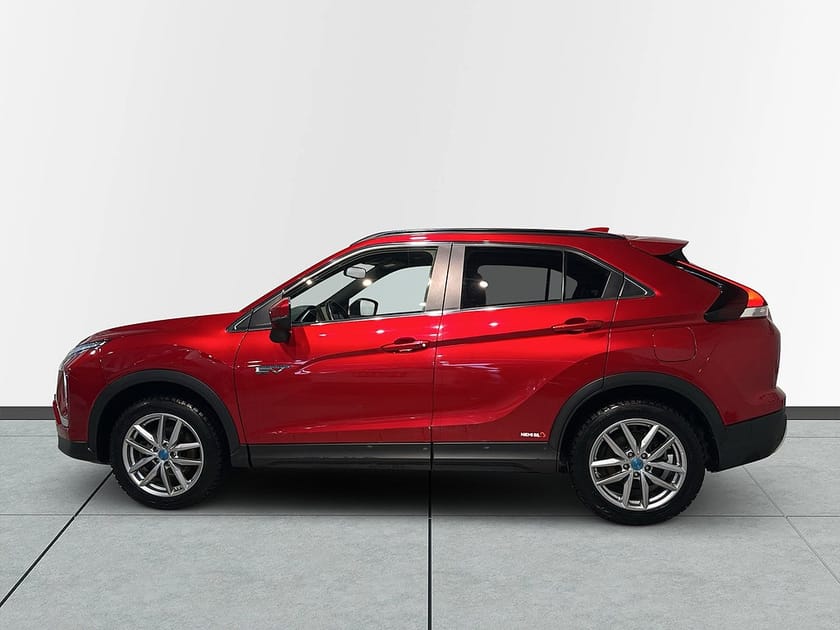 Bild 4 av Mitsubishi Eclipse Cross PHEV 2.4 AWD Fleet Edit Drag Kamera Pvärm SoV MOMS
