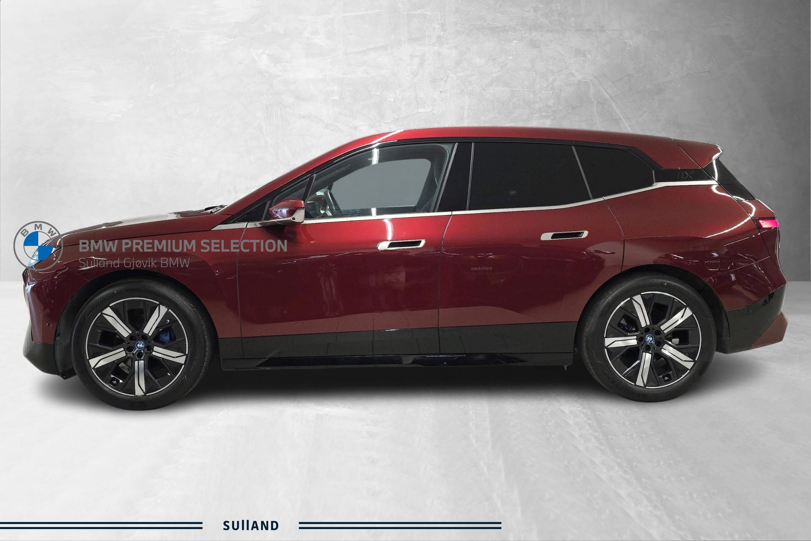 Thumnail bilde 1 av BMW iX xDrive50