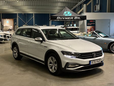 Volkswagen Passat Alltrack 2.0 TDI 4Motion | Skinn | Värmare | Drag