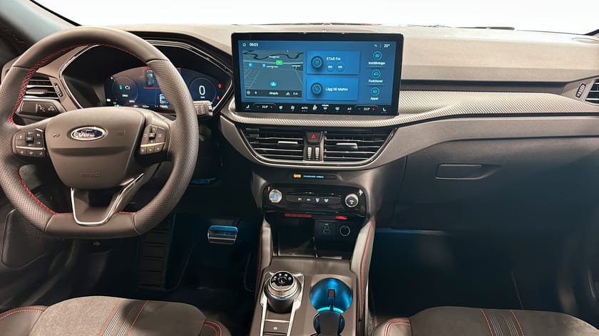 Bild 4 av Ford Kuga Plug-In Hybrid ST-Line X Black Edition 243HK DEMO