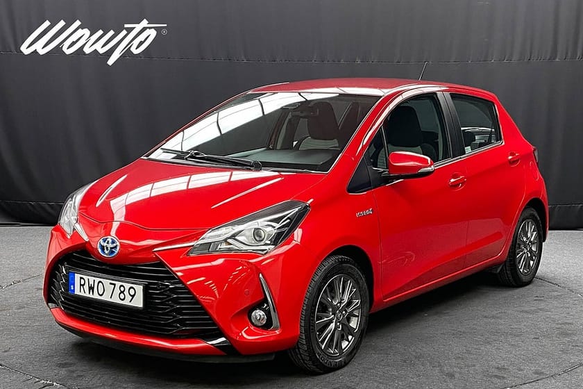 Bild 1 av Toyota Yaris Hybrid e-CVT HSD 101HK Active /B-Kamera /4.95%