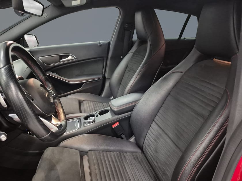 Bild 5 av Mercedes-Benz CLA 220 d Shooting Brake Break AMG//Kamera//Dragkrok//