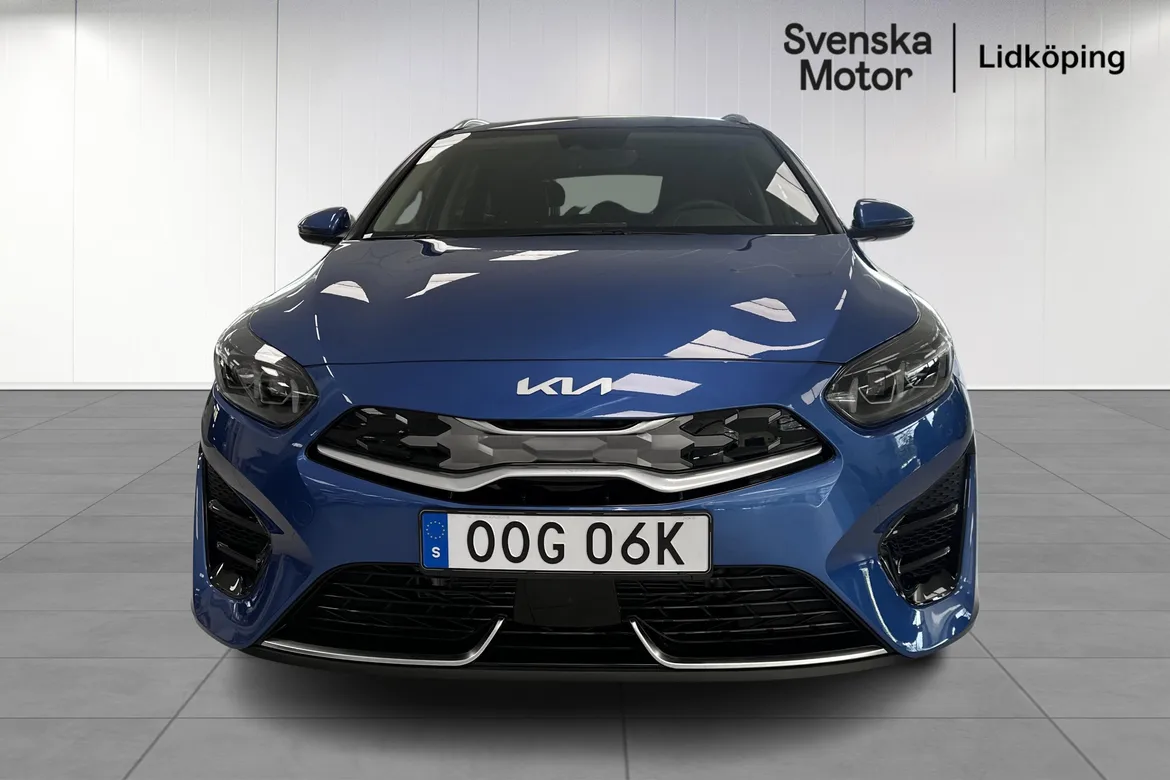 picture of a car