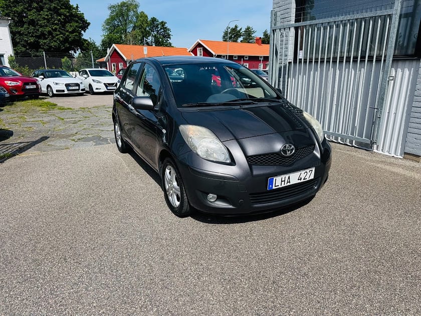 Bild 1 av Toyota Yaris 1.0 VVT-i 69HK 5-D / VÄRMARE