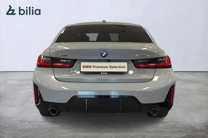 Bild 5 av BMW 330e xDrive Sedan M-sport | Drag | Taklucka | HiFi | 19"