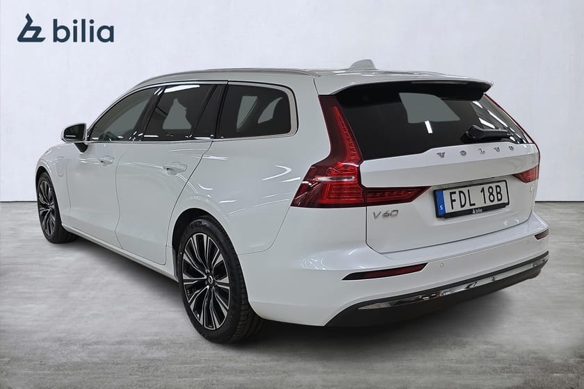 Bild 2 av Volvo V60 Recharge T6 Core Edition / Google / Kamera / Sensorer / VOC