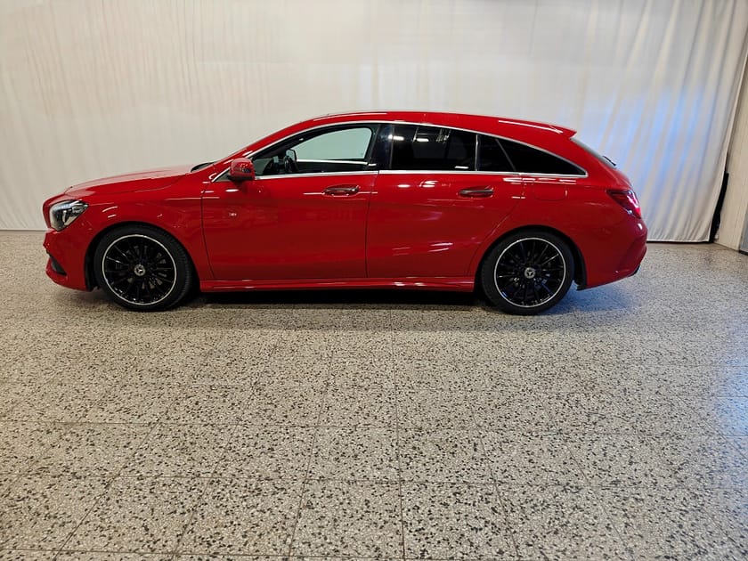 Bild 2 av Mercedes-Benz CLA 220 d Shooting Brake 7G 177hk AMGLine Värmare Pano Drag