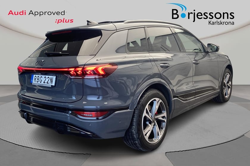 Bild 3 av Audi Q6 e-tron quattro SUV  388HK S-line Selection *Välutrustad*