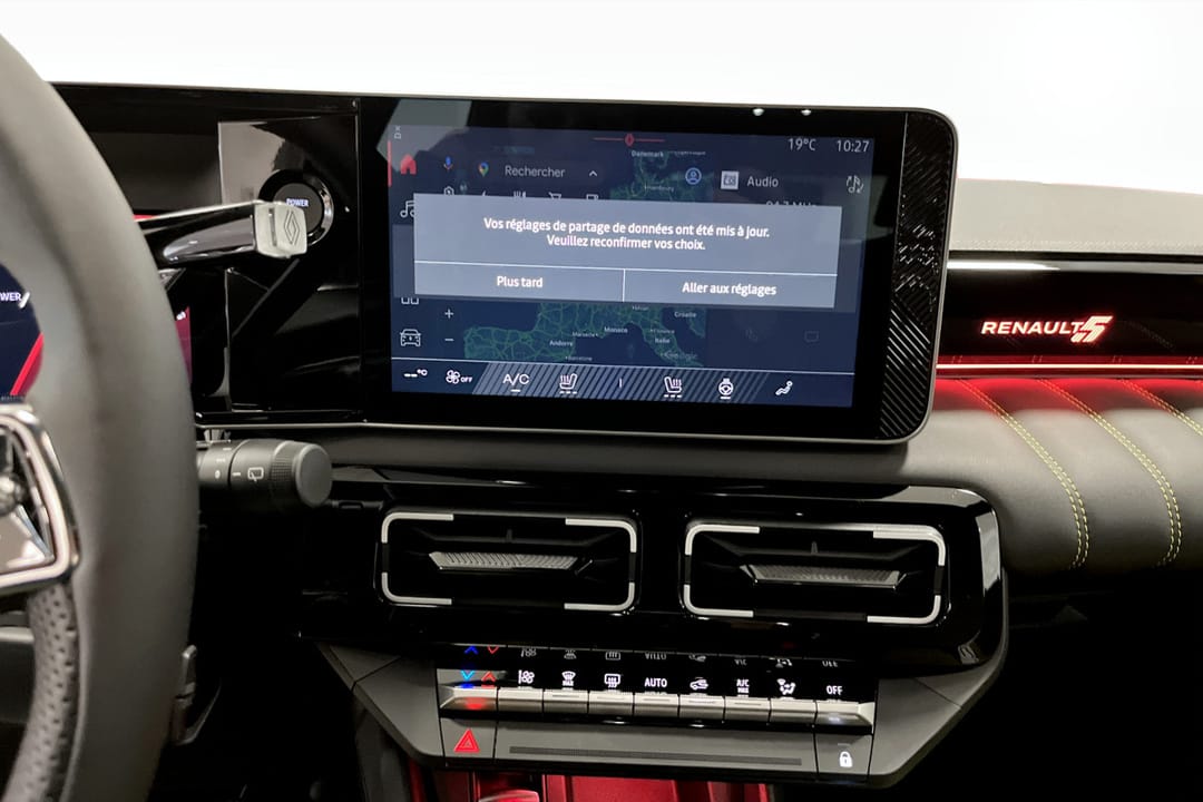 Renault 5 E-Tech | R5 iconic five 52kWh FINNS FÖR SNABB LEVERANS ...