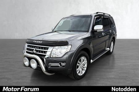 Mitsubishi Pajero 5-dørs Instyle + meget lav km