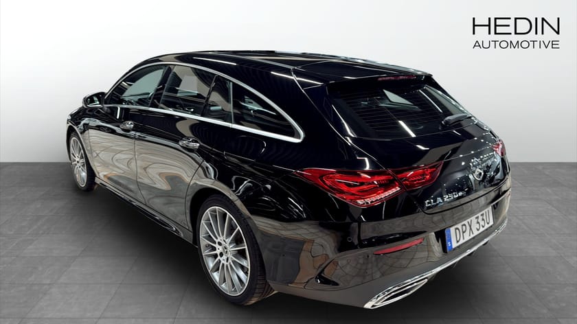 Bild 4 av Mercedes-Benz CLA 250 e Shooting Brake / AMG PAKET / 19" ALU / PANORAMA