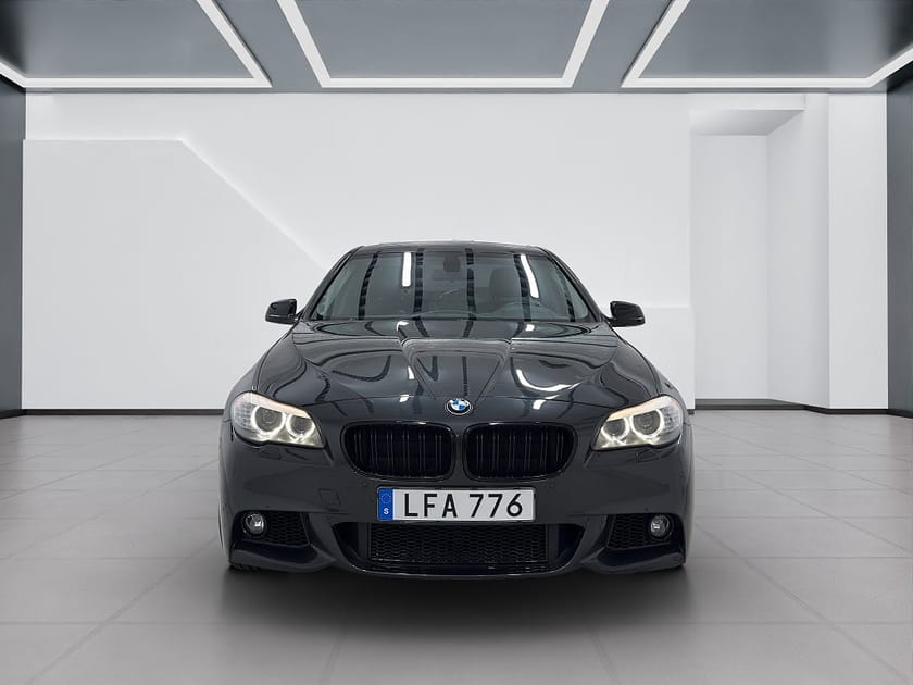 Bild 3 av BMW 523i Sedan 523 Steptronic/M Front/Backkamera/Fullservad