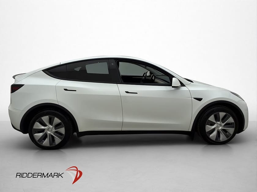 Bild 5 av Tesla Model Y Long Range AWD Drag ACC-Boost MOMS En-Bukare