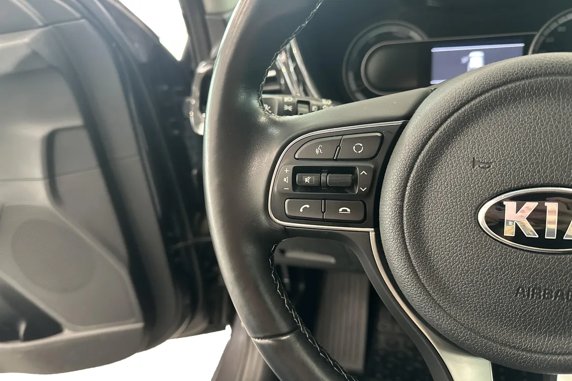 picture of a car