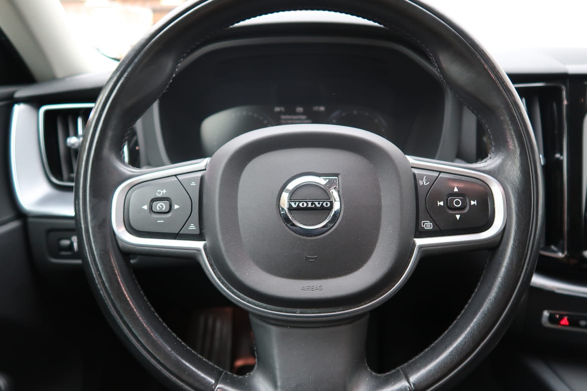 Volvo XC60 2019 - miniatyr 9