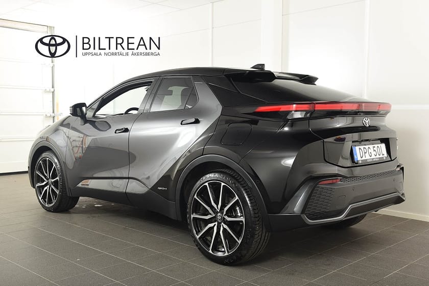 Bild 2 av Toyota C-HR Hybrid AWD-i 2,0 Elhybrid AWD GR Sport Premiere Edition