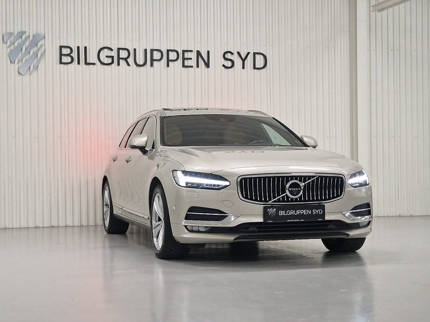 Bild 4 av Volvo V90 D5 AWD Geartronic Inscription|Panorama|B&W|Drag|360°|