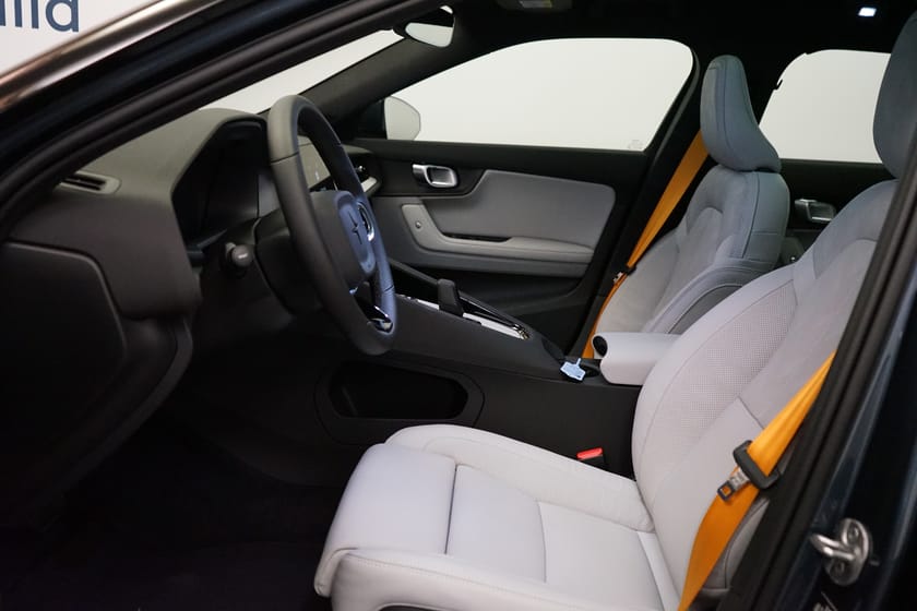Bild 5 av Polestar 2 Long Range Dual Motor Performance Perfom Plus, 360 Kamera, Panoramatak, 2.95% Ränta, Fri försäkring 12 månader