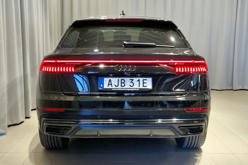 Bild 5 av Audi Q8 60 TFSI e quattro TFSI-e Hybrid 462 HK S-line