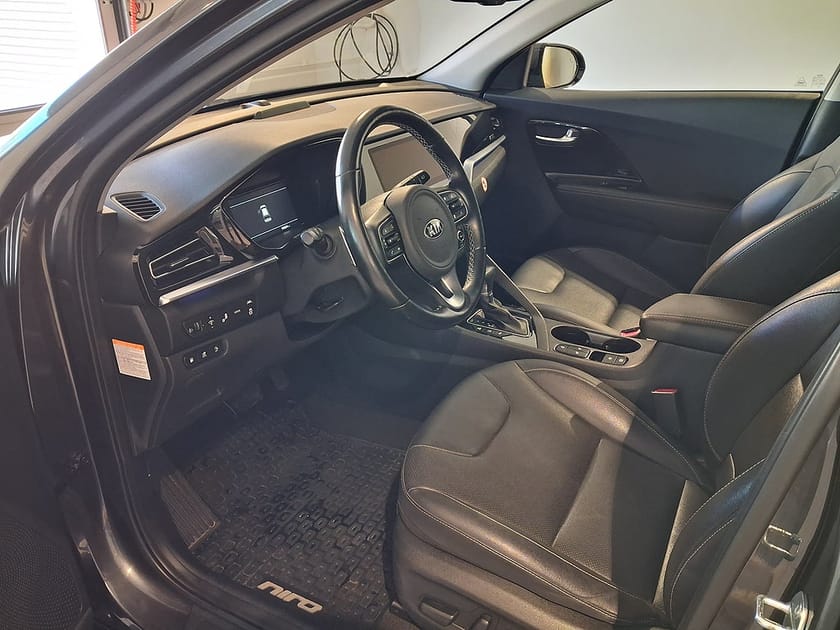 Bild 2 av Kia Niro P-HEV Plug in 141HK Advance plus Läder