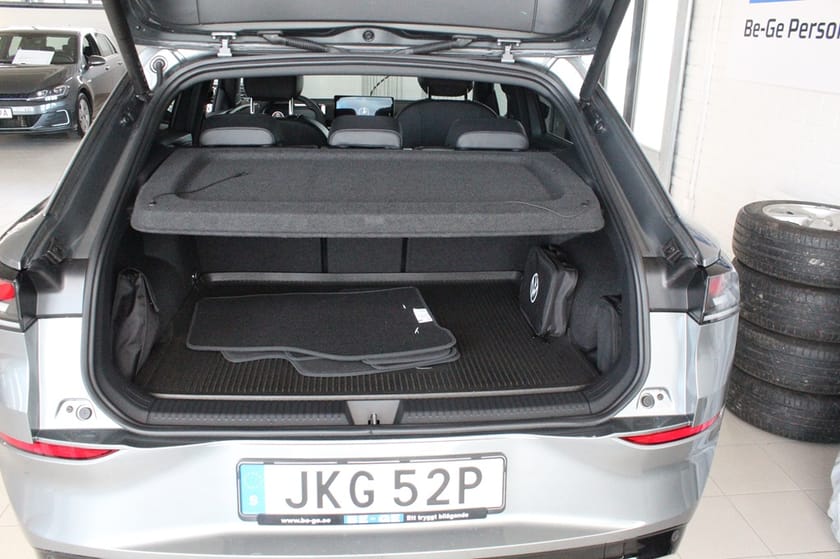 Bild 5 av Volkswagen T-Roc R-Line  1.5 ETSI 150HK DSG7 Drag