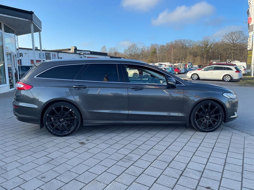 Bild 4 av Ford Mondeo Kombi 2.0 TDCi Powershift Titanium