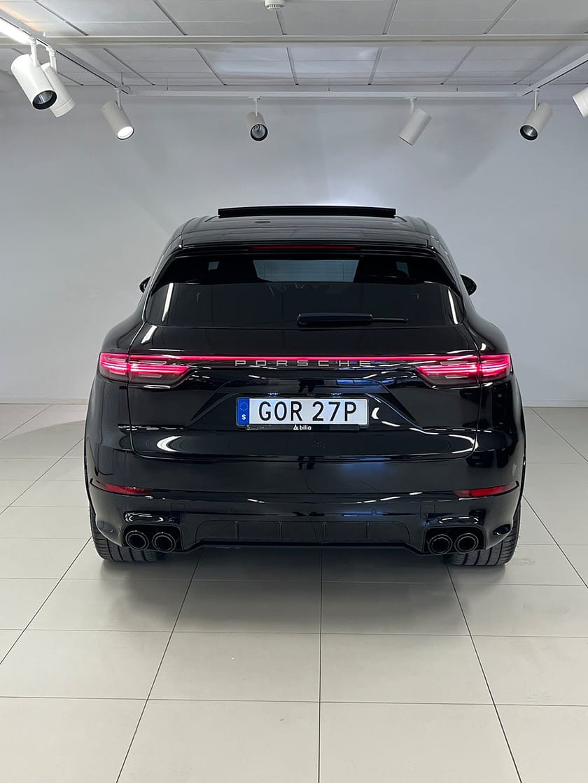 Bild 4 av Porsche Cayenne Turbo S E-Hybrid 680 hk / En ägare