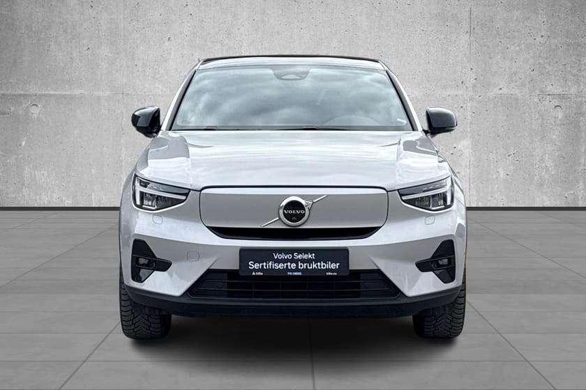 Bilde 2 av Volvo C40 Recharge Twin motor // Ny service mars 2026 // Hengerfeste