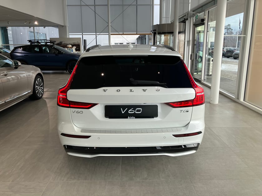 Bild 3 av Volvo V60 T6 Plus - VINTERHJUL PÅ KÖPET*