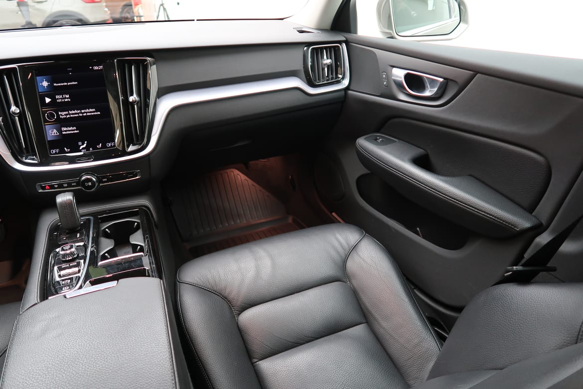 Volvo V60 2021 - miniatyr 8