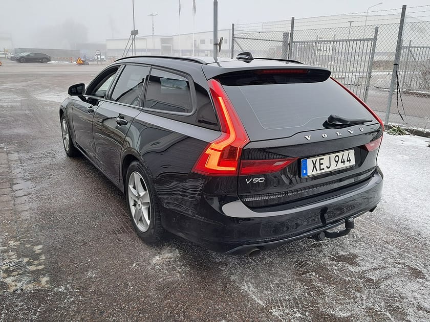 Bild 4 av Volvo V90 AWD D3 150HK 4x4 Business