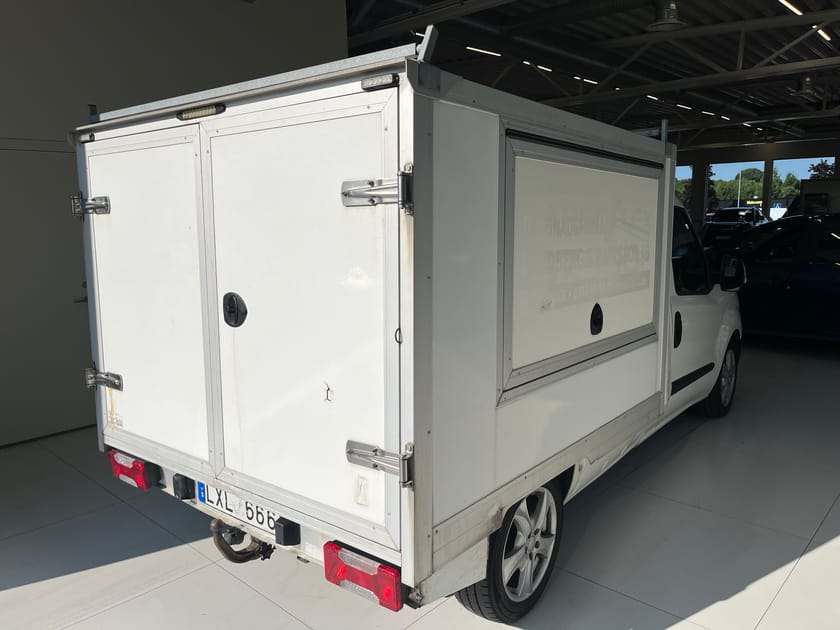 Bild 3 av Fiat Doblò Kombi 1,6 Skåp Momsbil
