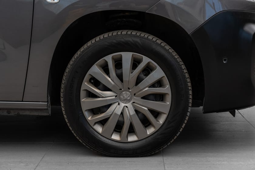 Bilde 5 av Peugeot Partner L1 AUTOMAT//WEBASTO//HENGERFESTE