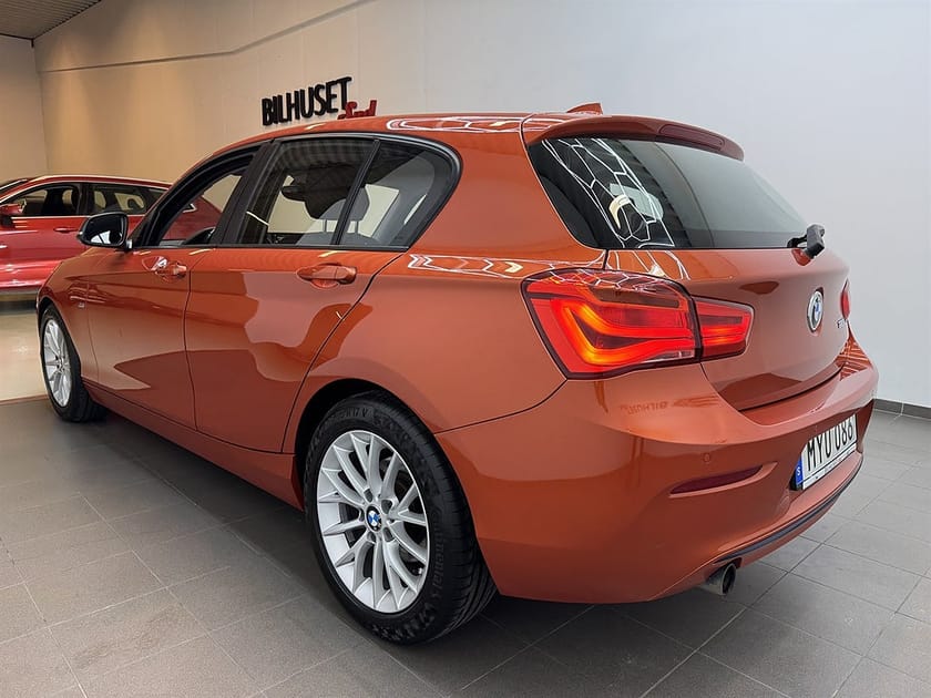 Bild 4 av BMW 118i 118 136hk Sport line M-ratt/HiFi/Rattvärme/1 Brukare