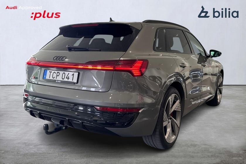 Bild 4 av Audi Q8 55 e-tron quattro Leasebar Selection Drag HuD