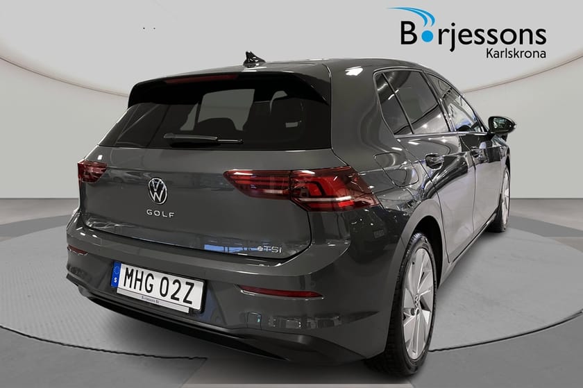 Bild 3 av Volkswagen Golf LIFE 1.5 ETSI 150hk Drag, backkamera farthållare.