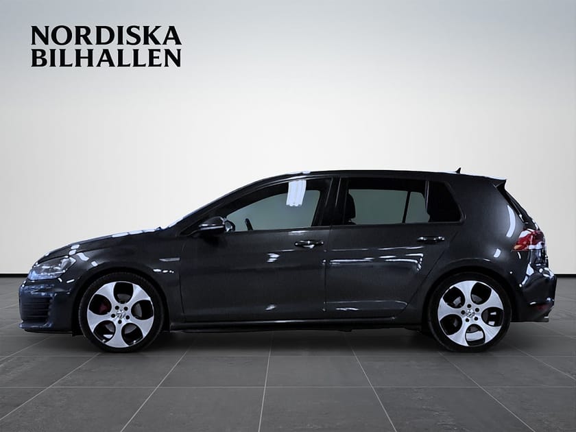 Bild 4 av Volkswagen Golf  GTD 5-dörrar 2.0 TDI DPF BMT Nybesiktad Bluetooth