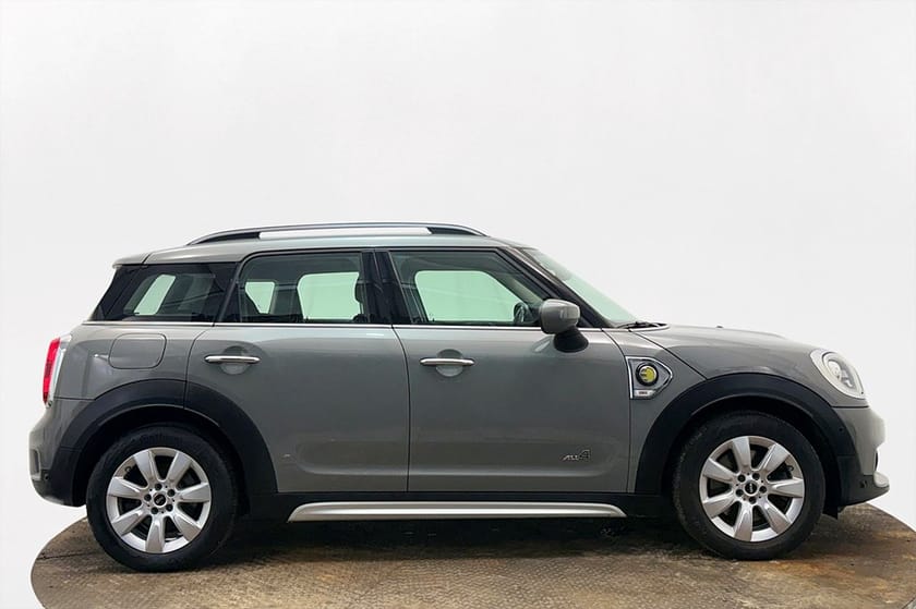 Bild 5 av MINI Countryman Cooper SE ALL4 Salt II Navi PDC Värmare