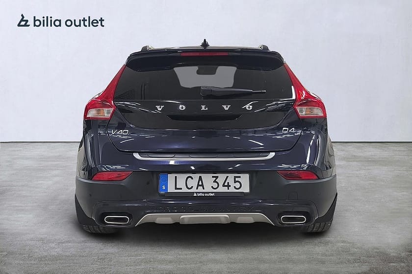 Bild 4 av Volvo V40 Cross Country D4 Summum BE PRO Panorama Skinn Värmare Navigation