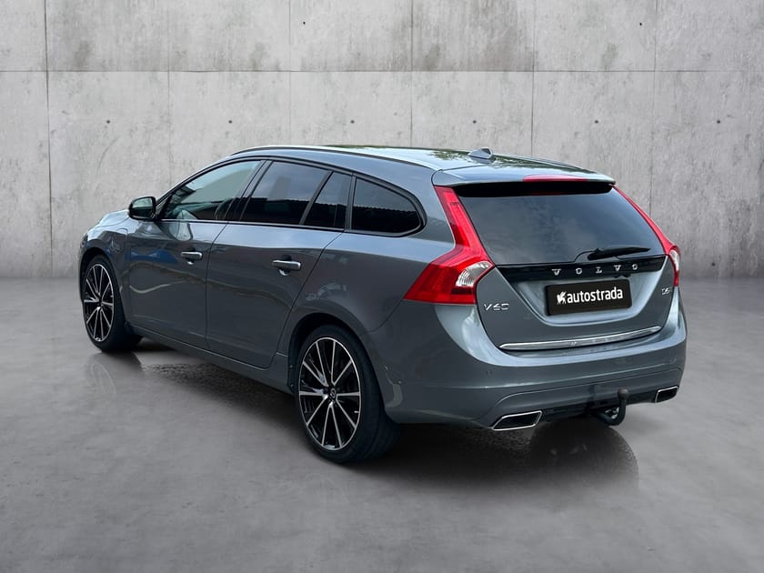 Bilde 3 av Volvo V60 D6 AWD Twin Engine|Summum|H.feste|R.Kamera|Skinn