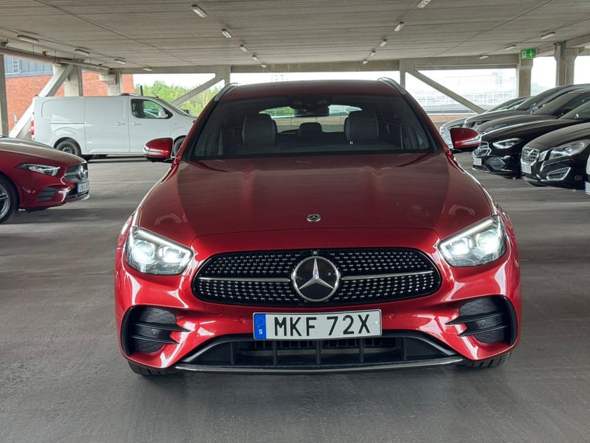 Bild 2 av Mercedes-Benz E 300 T de 4MATIC 