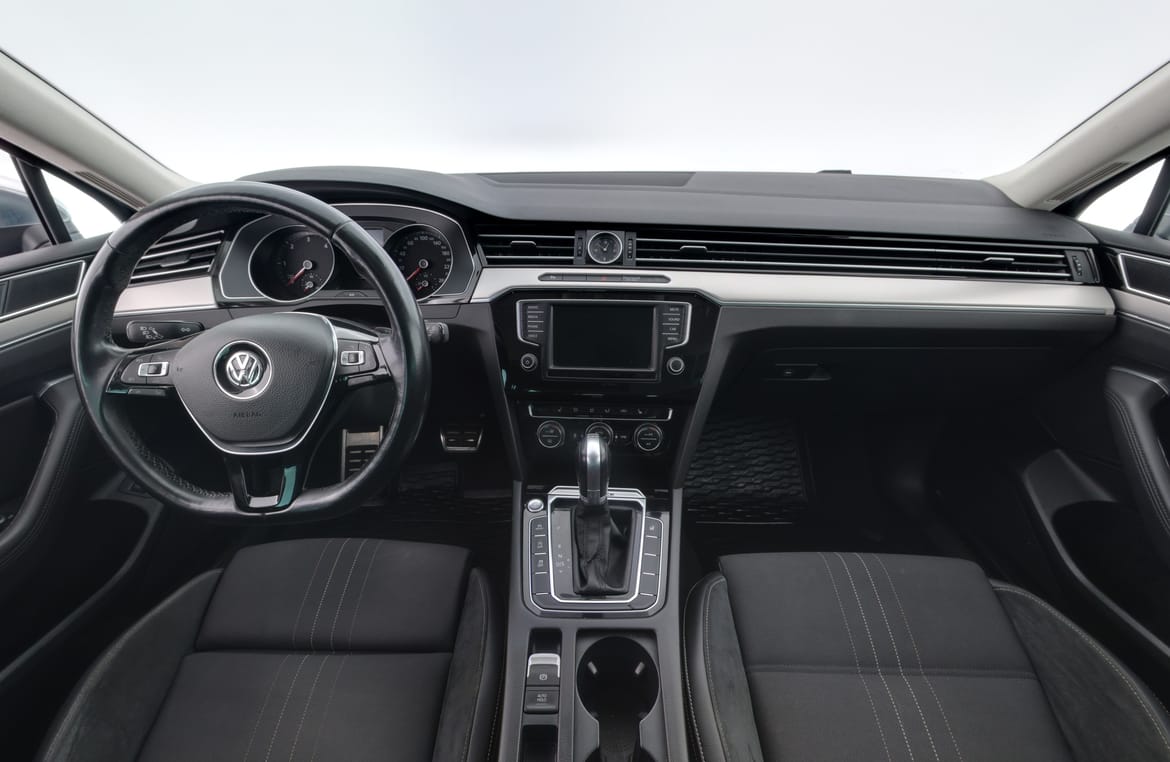 Volkswagen Passat 2017 - miniatyr 7