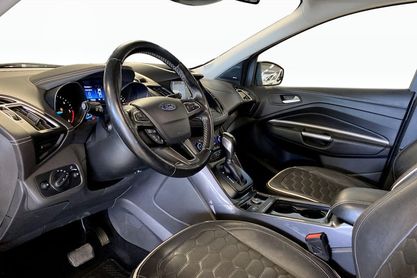 Bild 5 av Ford Kuga Vignale 2.0 TDCi AWD Powershift 180hk