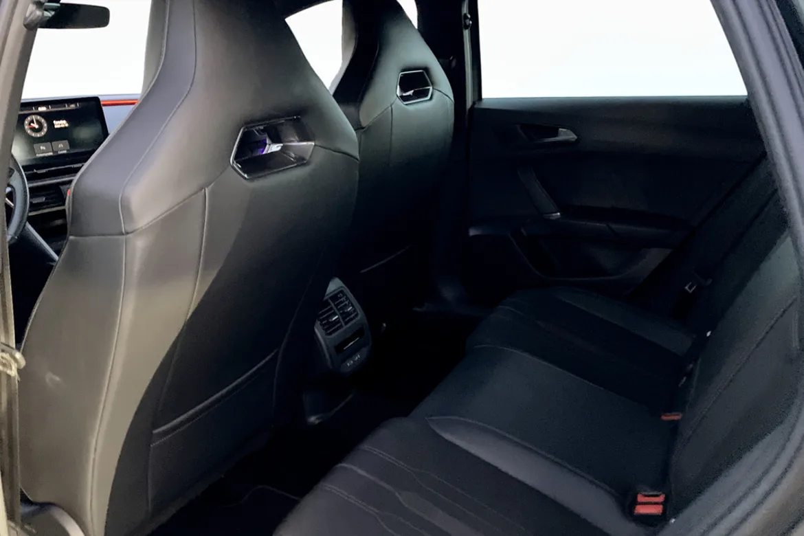 CUPRA Leon Sportstourer e-Hybrid