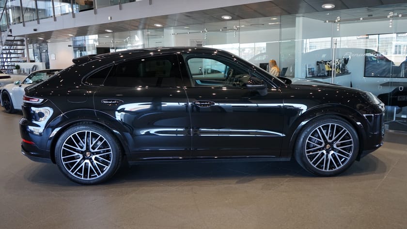 Bild 2 av Porsche Cayenne Coupé E-Hybrid 