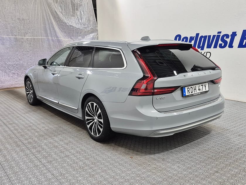 Bild 5 av Volvo V90 T6 Recharge Core Bright plug in AWD 350HK 4x4 Läder